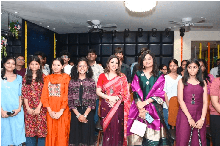 Sneh Asha Foundation Celebrates Ganeshotsav With Mumbai BMC School Students